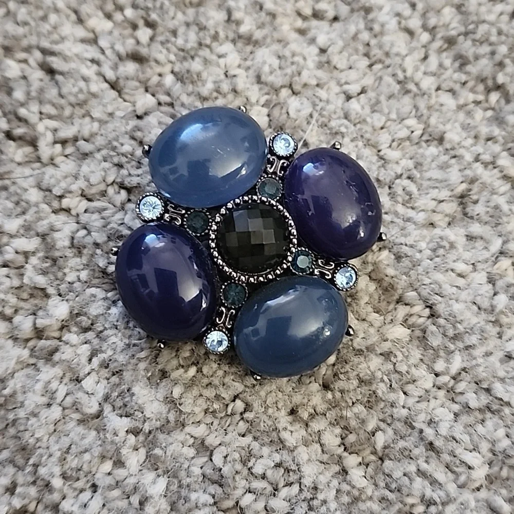 Vintage Art Deco Victorian Brooch Pendant